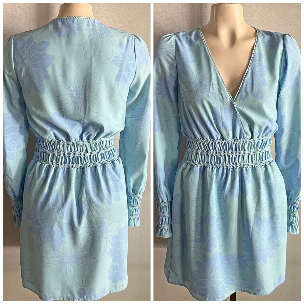 WAYF Blue Floral Mini Dress Small Smocked Waist Puff Sleeve Surplice
